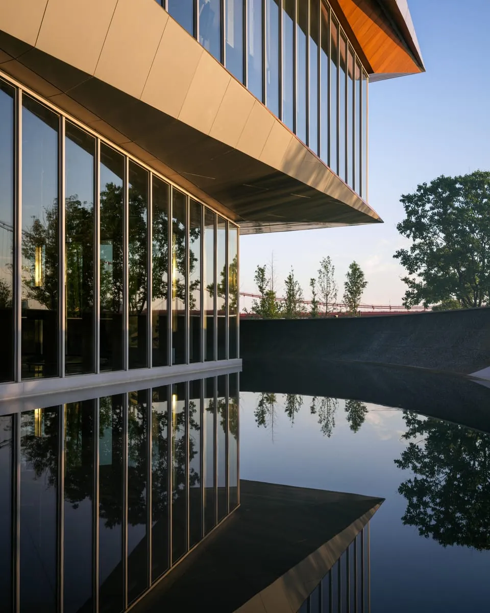 Modern Dallas-Fort Worth commercial office building with a glass facade